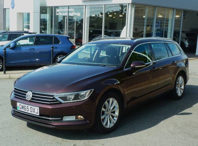Volkswagen Passat 2.0 TDI 150ps SE 5dr Estate Estate Diesel Crimson Red Metallic