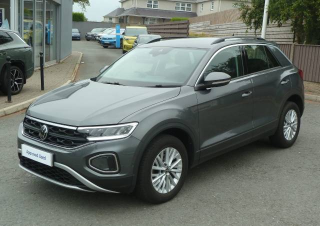 2022 Volkswagen T-Roc 1.0 TSI Life 110ps 5dr