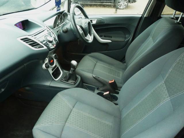 2012 Ford Fiesta 1.4 Titanium 5dr 2012