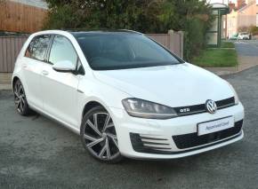 VOLKSWAGEN GOLF 2016 (66) at Regent Garage Criccieth