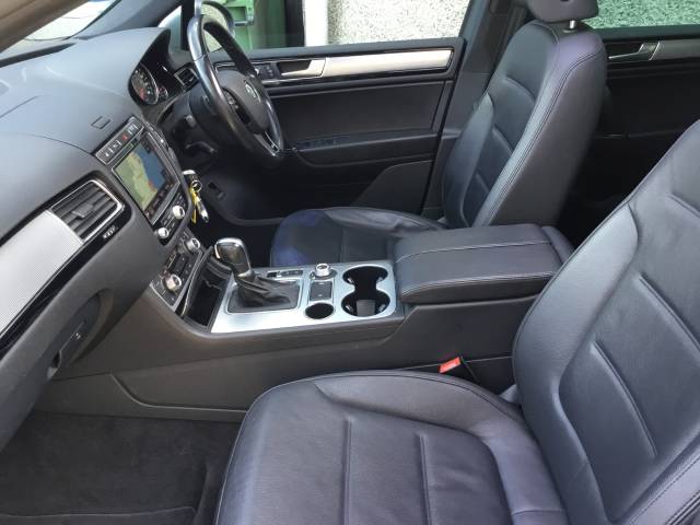 2016 Volkswagen Touareg R-Line 3.0 V6 TDI 262 5dr Tip Auto with Sunroof