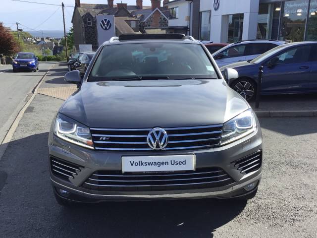 2016 Volkswagen Touareg R-Line 3.0 V6 TDI 262 5dr Tip Auto with Sunroof