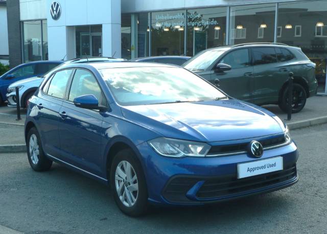 Volkswagen Polo 1.0 Life 5dr 80 Hatchback Petrol Reef Blue Metallic