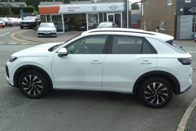 2026 Volkswagen T-Roc 1.5 eTSI Life 5dr DSG Automatic