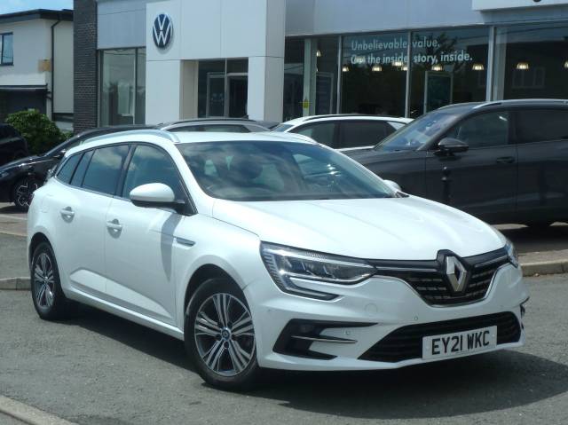 Renault Megane 1.6 E-TECH PHEV 160 Iconic 5dr Auto Estate Petrol / Electric Hybrid White Pearl