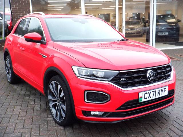 Volkswagen T-Roc R-Line 1.5 TSI EVO 150 5dr DSG with Sunroof Hatchback Petrol Flash Red