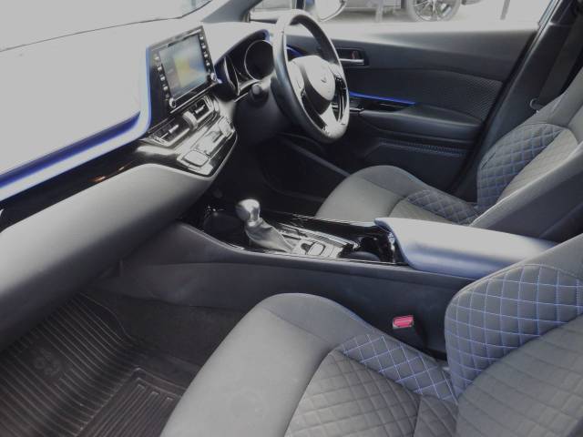 2020 Toyota C-HR 1.8 Hybrid Dynamic 5dr CVT