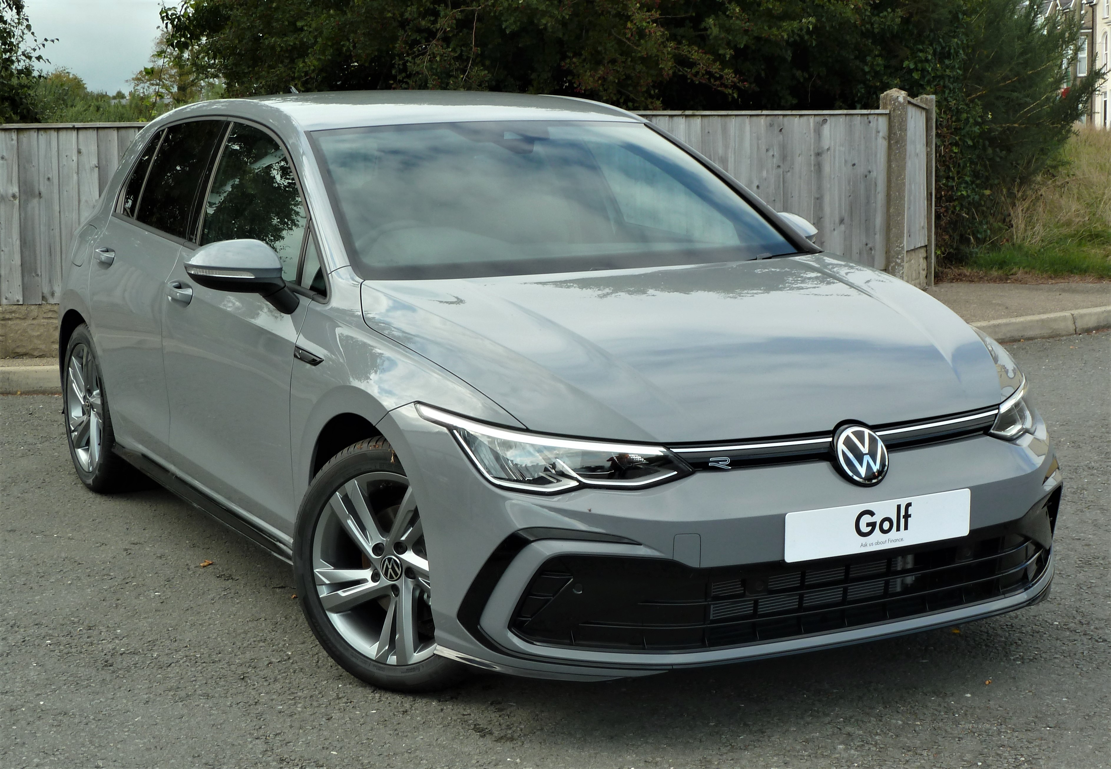 Golf R-Line eTSI available from stock