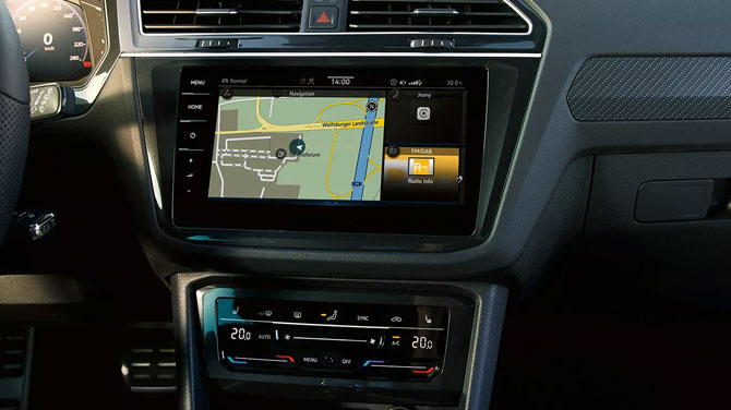 Volkswagen Tiguan - Interior